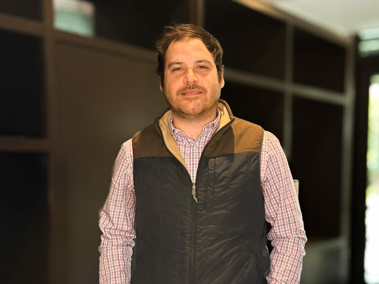 Fernando Miramontes Headshot